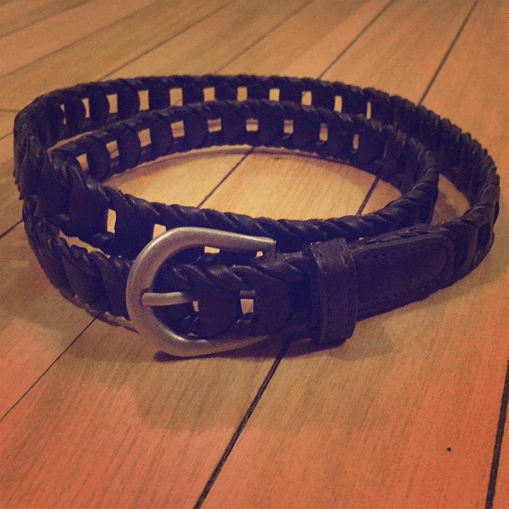 Women’s Skinny Braided Belt